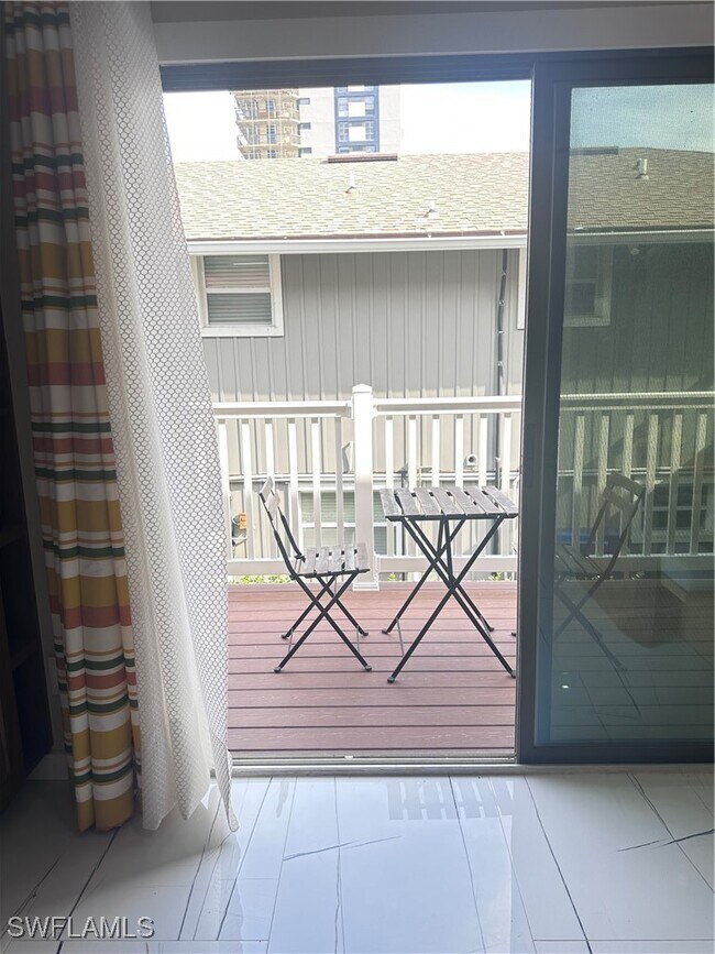 Photo - 1107 1st St S