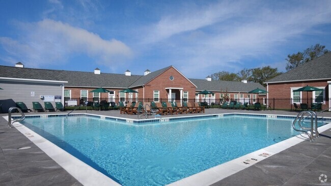 Building Photo - 90 Circle Dr Unit 90-207 Rental