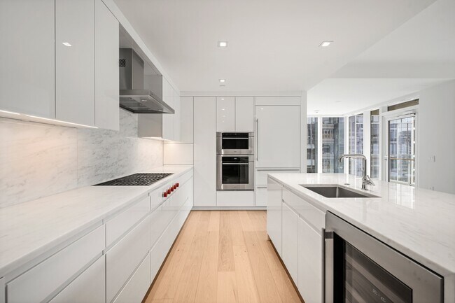 Photo - 150 Seaport Blvd Unit 10B