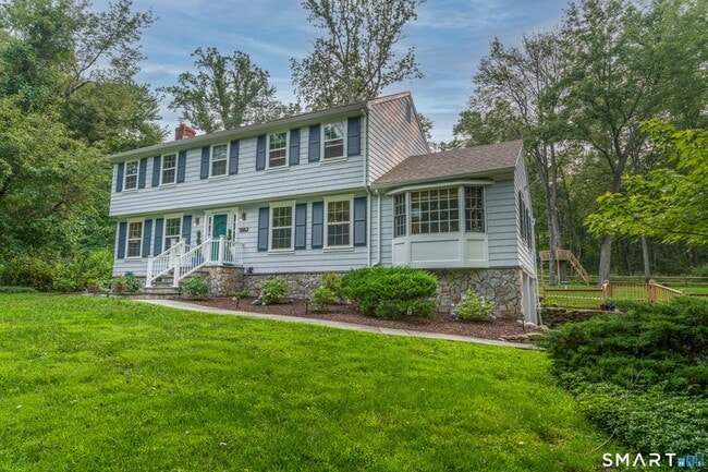 Building Photo - 85 Thayer Dr