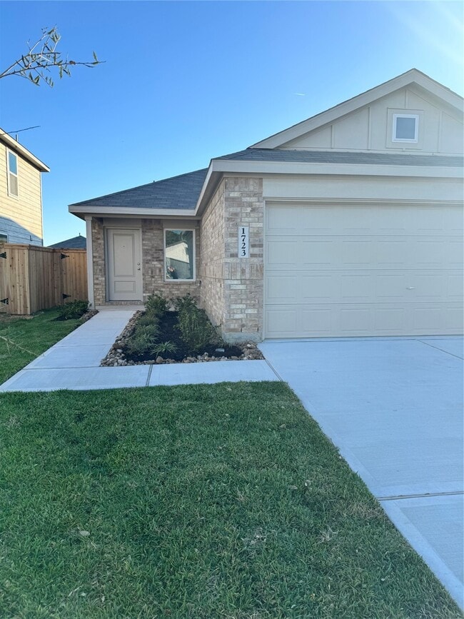 Photo - 1723 W Stroker Rd