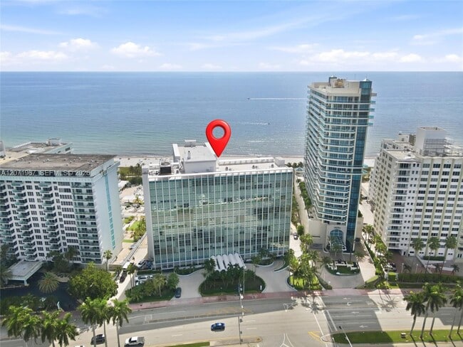 Building Photo - 5055 Collins Ave Unit 11F