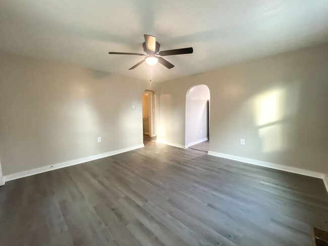 Photo - Charming 2-bedroom, 1 bath