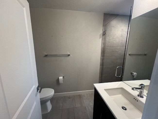 Photo - 3822 Zenobia St