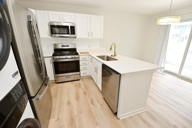 Photo - 18085 Bulla Rd
