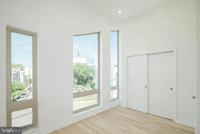 Photo - 2331 Frankford Ave Unit 3