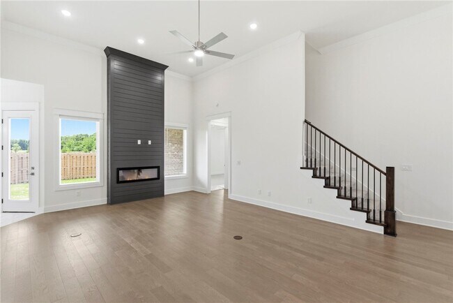 Photo - 531 Bose Ave