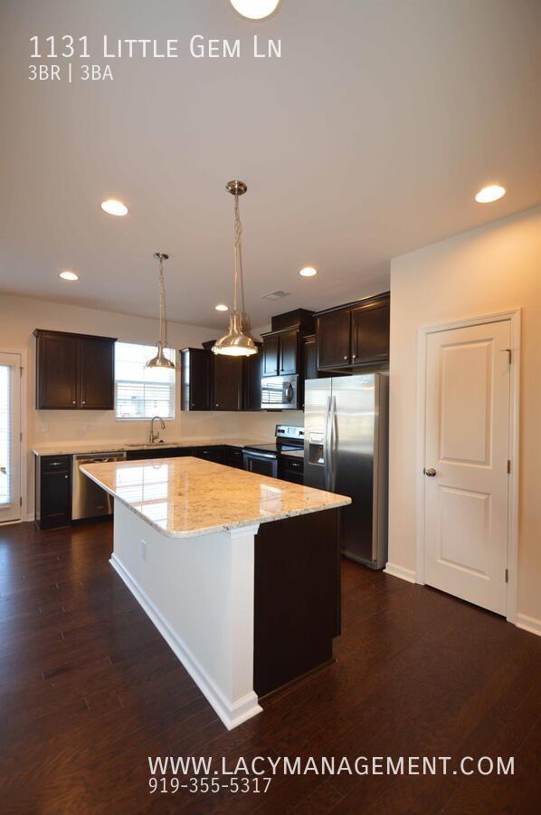 Photo - 1131 Little Gem Ln