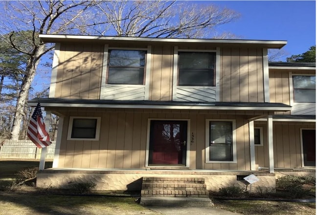 Building Photo - 1336 N Forest Dr Rental