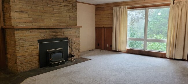 Photo - 17900 NE Hillsboro Hwy