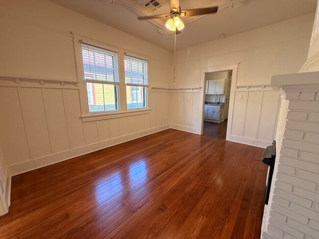 Photo - 2925 Bruxelles St