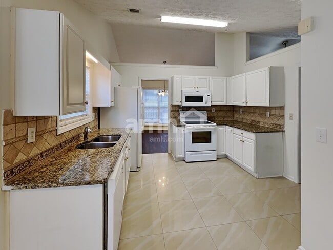 Photo - 951 Garden Oak Ct