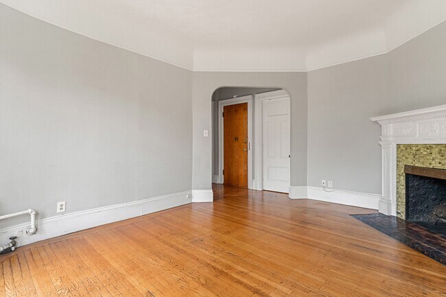 Photo - 259 Beacon St Unit 32