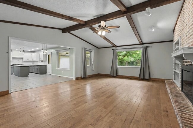 Living room - 2112 Bentham Pl