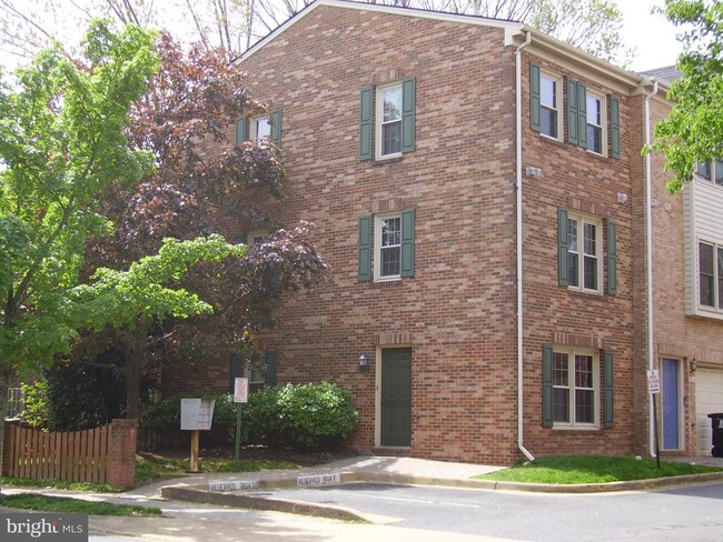 Building Photo - 1804 9th St S Rental