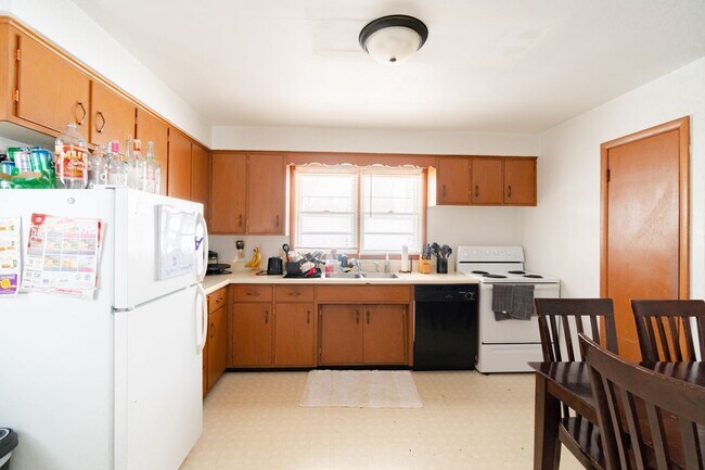 Photo - 1938 Franklin St Townhome