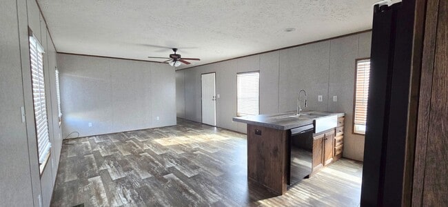 Photo - 69 Benedict Dr