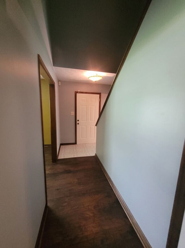 Photo - 244 Vicky Ct