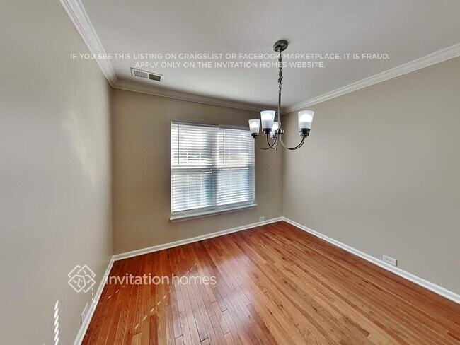 Photo - 5814 Briggs Dr