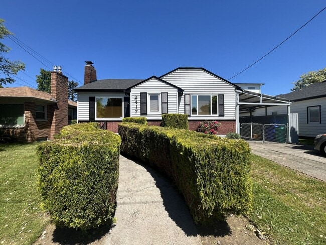 Photo - Bright and Welcoming Home with Modern Kitchen, Expansive Backyard & Flexible Living Space