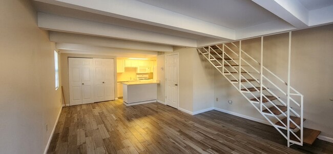 Photo - 1428 Missouri Ave