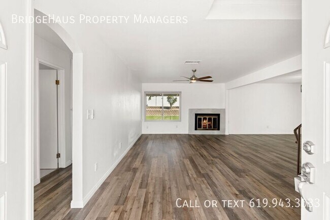 Photo - 1539 W Knapp Dr