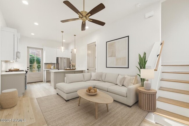 Photo - 202 Steiner Oaks