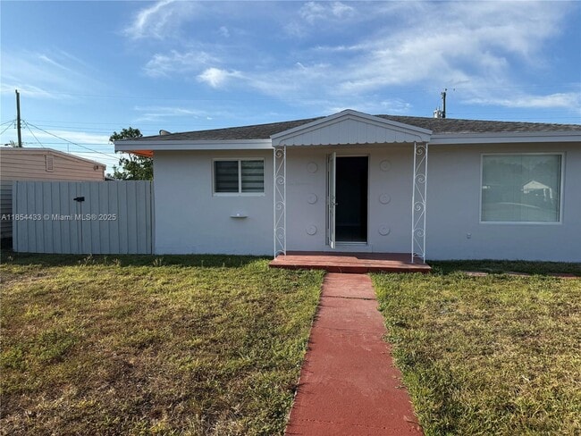 Building Photo - 6218 Rodman St Rental
