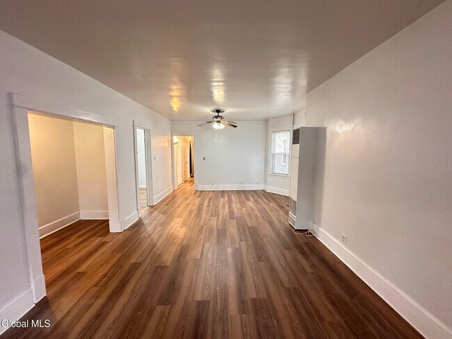 Photo - 33 Morris St Unit 1