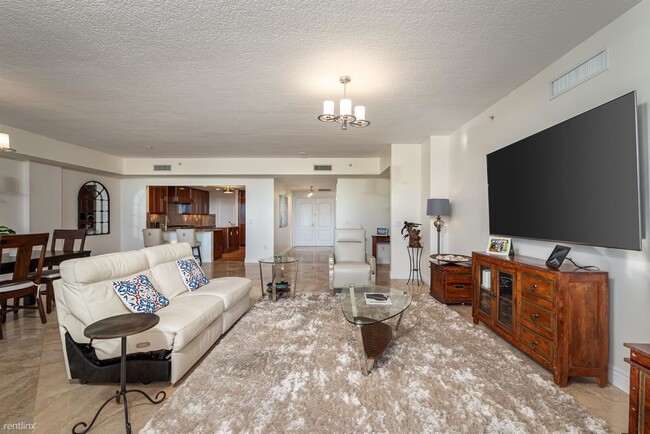 2 br, 2.5 bath Condo - 3501 N Ocean Dr Apt 6C - 2 br, 2.5 bath Condo - 3501 N Ocean Dr Apt 6C Unit Apt 6C