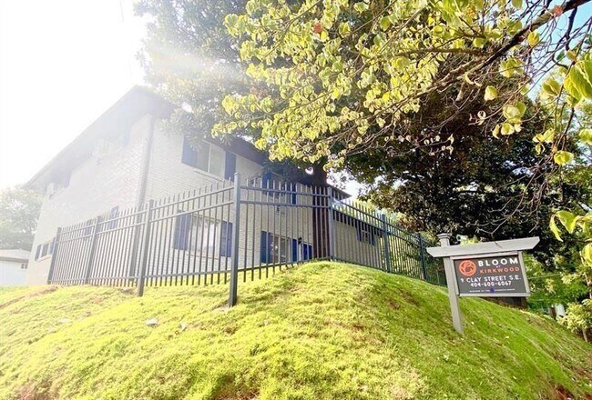 Photo - 9 Clay St SE Unit 11