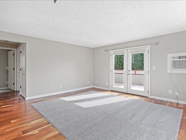 Photo - 526 S 40th Ave Unit Bldg. D 209