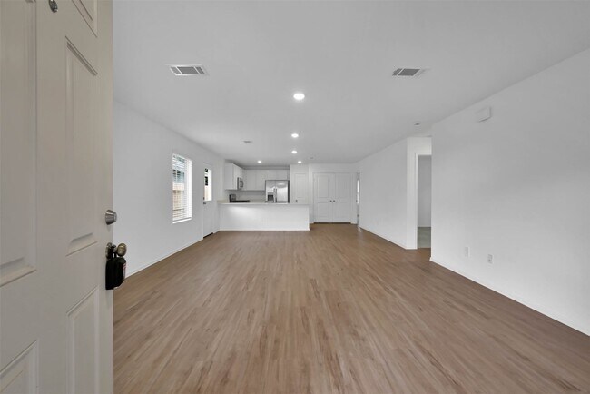 Photo - 17218 Black Ash Ct