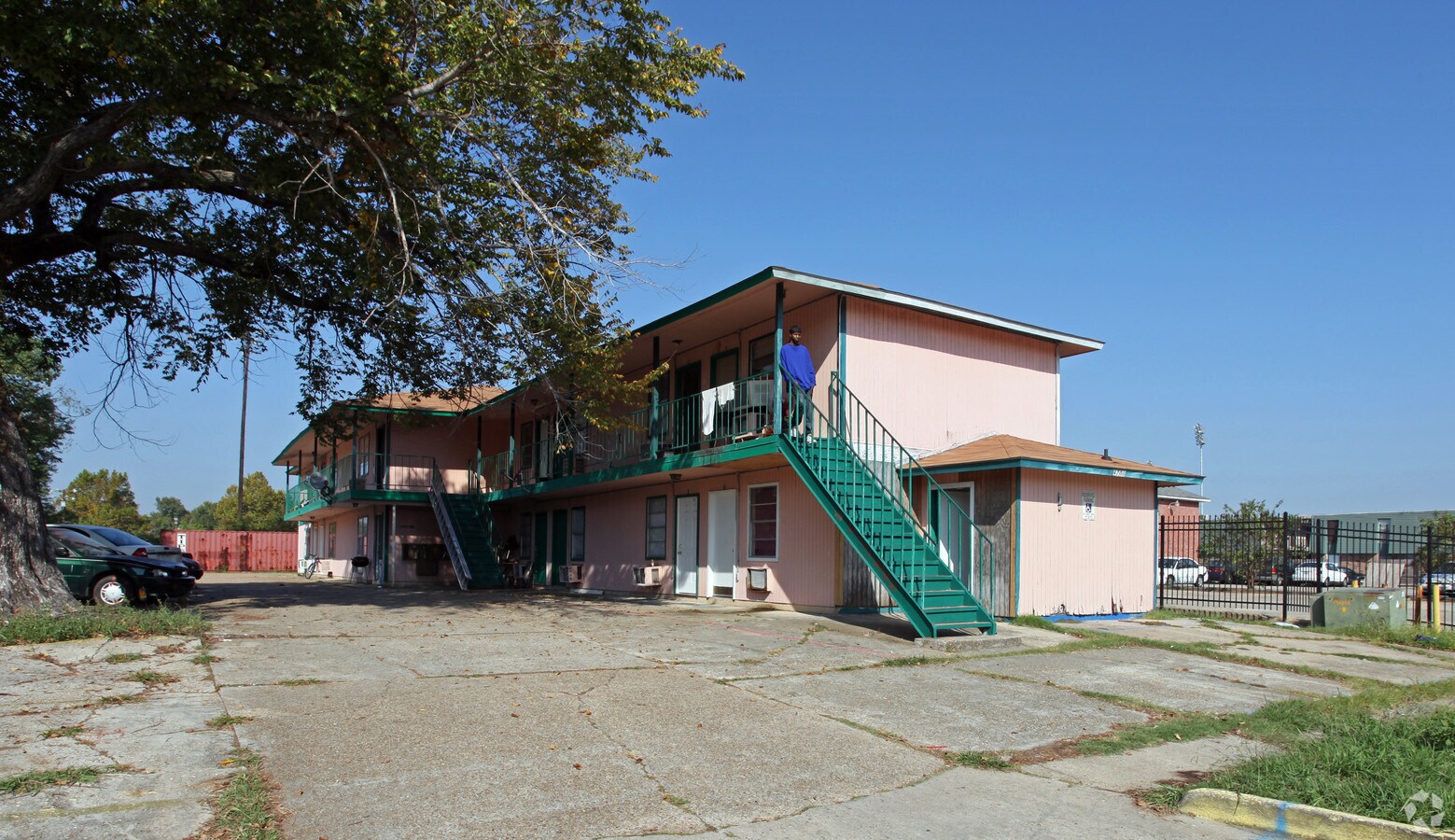 Photo - 4708 Tigerland Ave Apartments