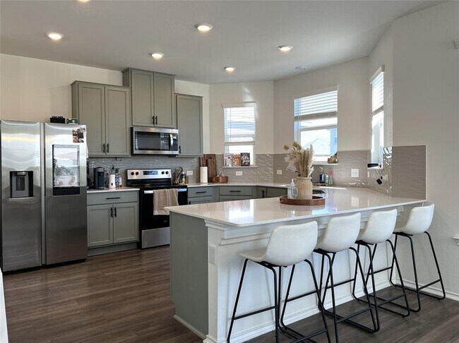 Photo - 14313 James Buchanan St