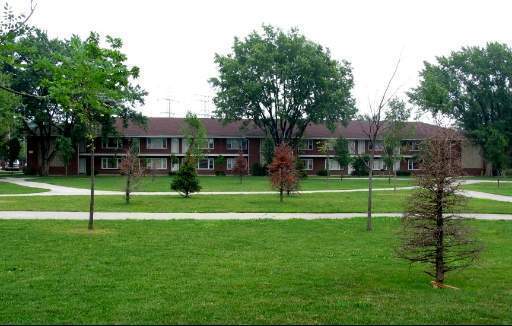 Photo - 1115 E Algonquin Rd