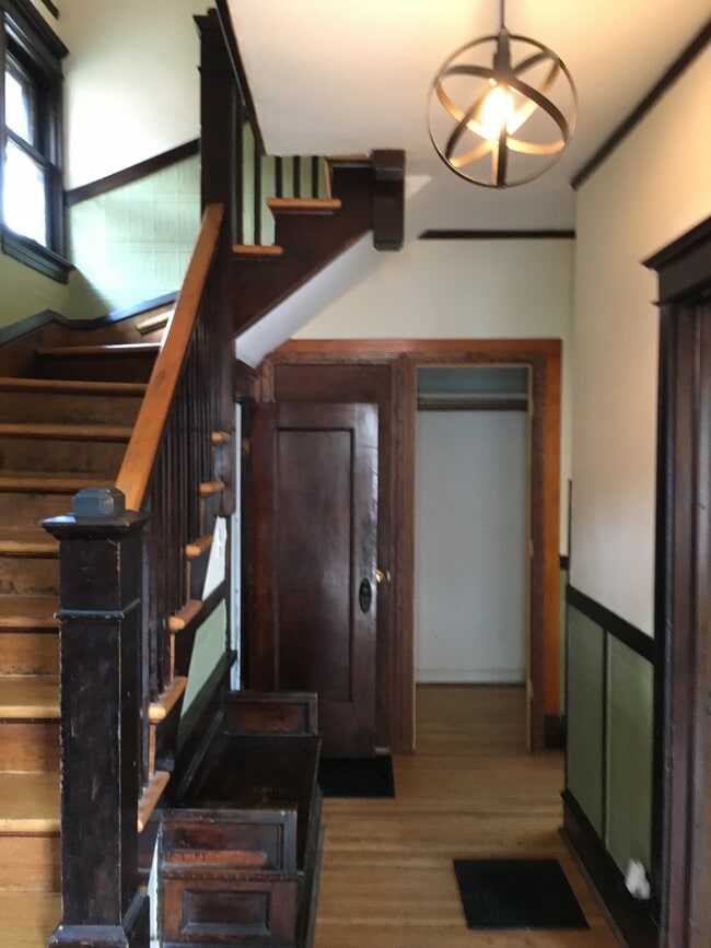 Photo - 7228 N Rogers Ave