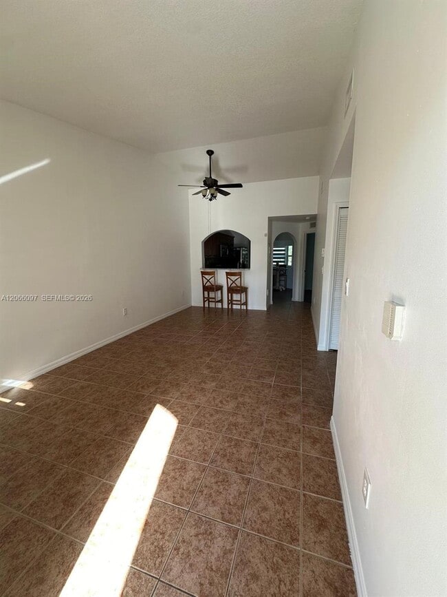 Photo - 2920 SE 12th Rd Unit 203-30