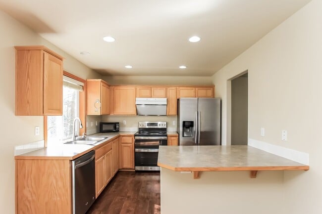 Photo - 8504 130th St E