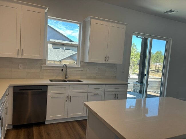 Photo - Gorgeous New Property