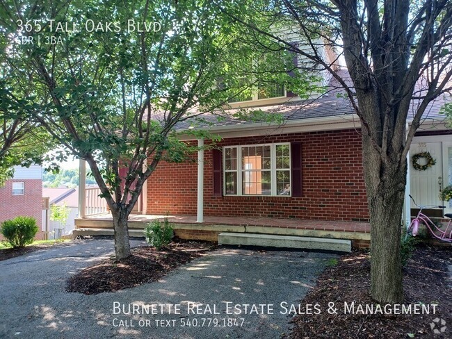 Building Photo - 365 Tall Oak Blvd NW Rental