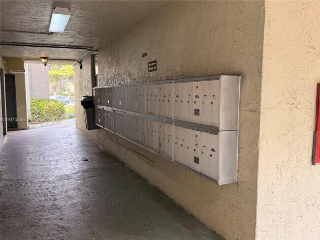 Photo - 1800 SW 81st Ave Unit 1100