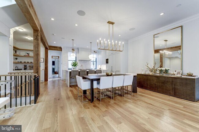 Photo - 1327 R St NW