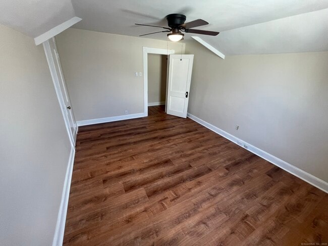 Photo - 37 George St Unit 3