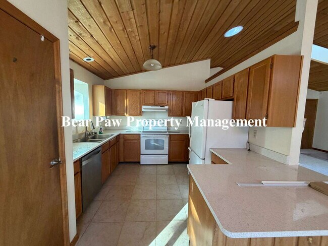 Photo - Two bedroom, two bath Bailey Beauty!