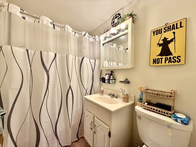 Photo - 199 Winthrop Rd Unit 3