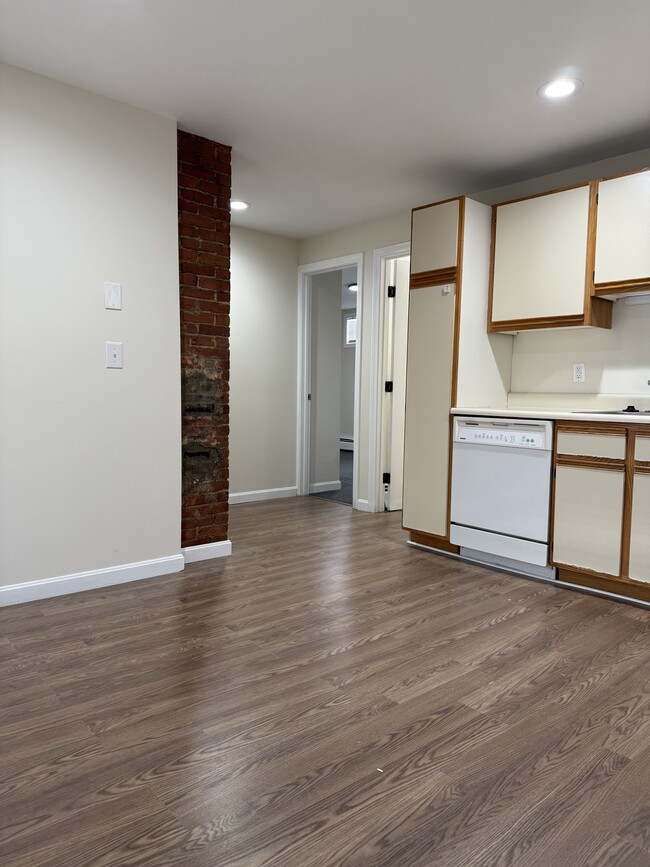 Photo - 404 Merrimack St Unit 2 Bedroom