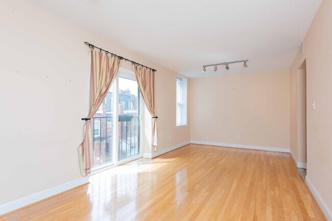 Photo - 2630 Adams Mill Rd NW