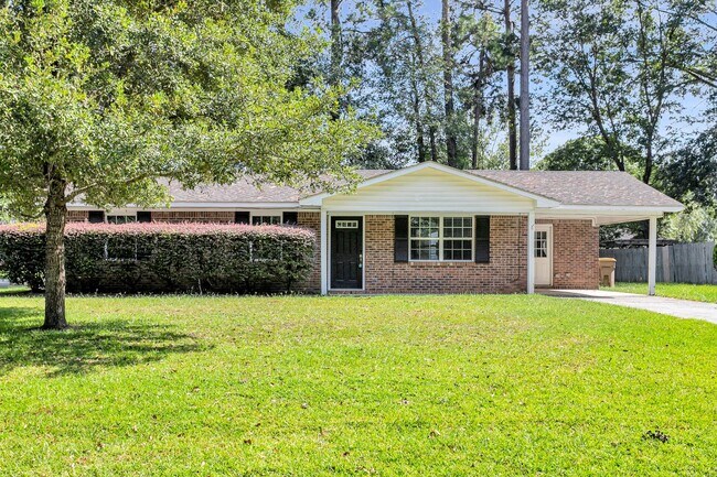 Photo - 3 Bedroom 2 Bathrooms in Piercfield Forest - Richmond Hill