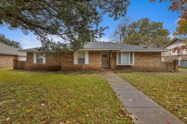 Building Photo - 234 Robin Hill Ln